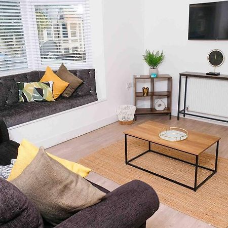 Garden Of Eden 1 Bedroom Flat In Fishponds Бристоль Экстерьер фото