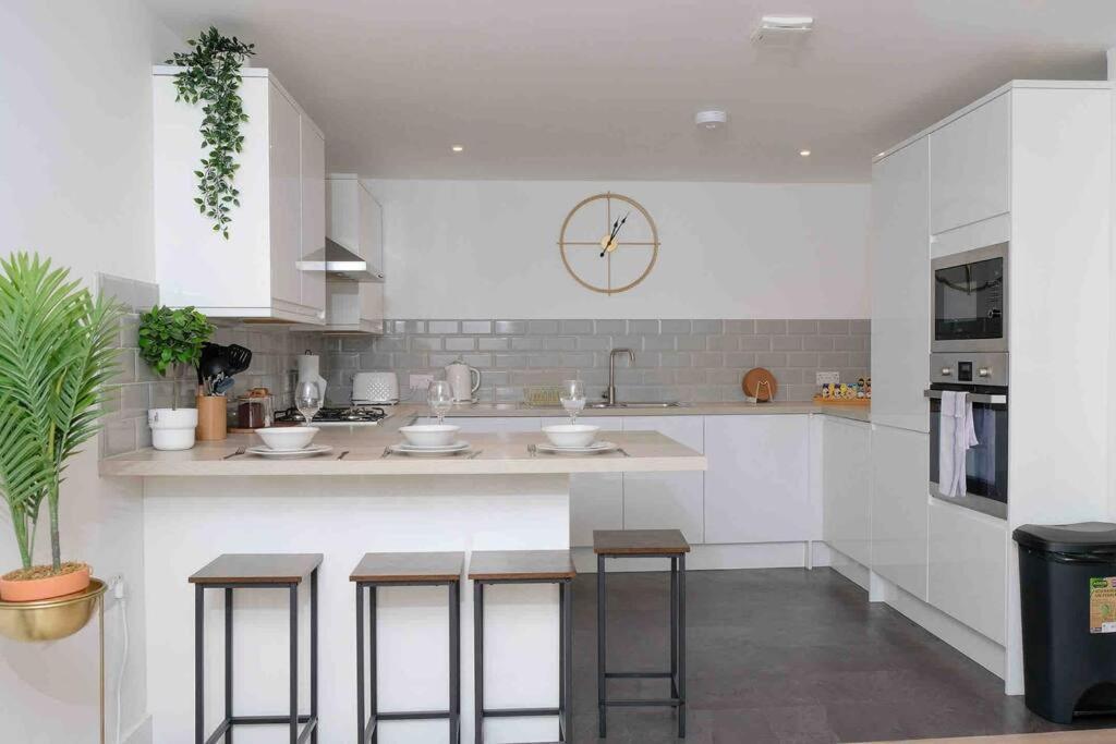 Garden Of Eden 1 Bedroom Flat In Fishponds Бристоль Экстерьер фото